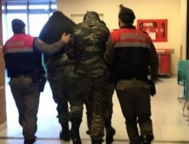 Aργά κατάλαβε η κυβέρνηση ότι η Άγκυρα θέλει να κρατήσει αιχμάλωτους τους 2 αξιωματικούς για πολύ καιρό...